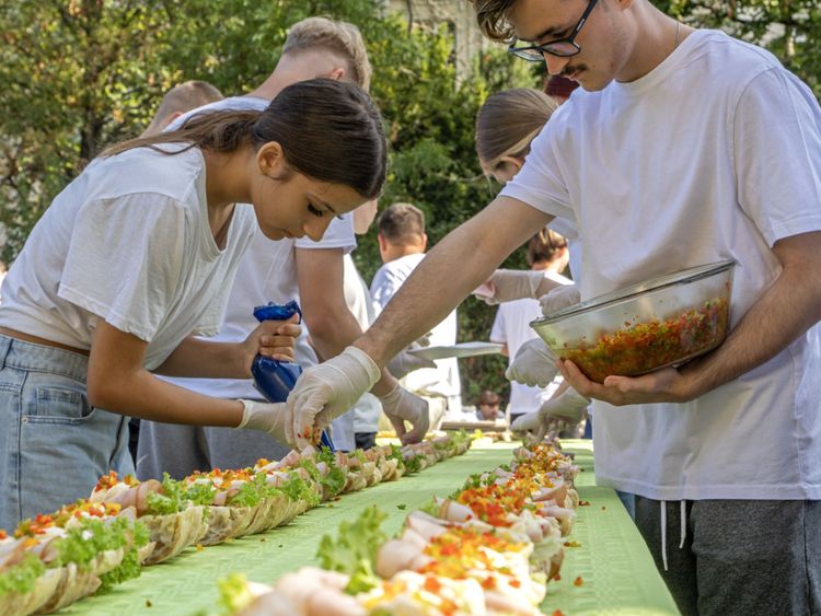 60 év – 60 méter: közösen indítottuk el jubileumi tanévünket
