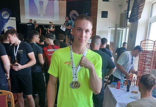 Siker a szkanderversenyen